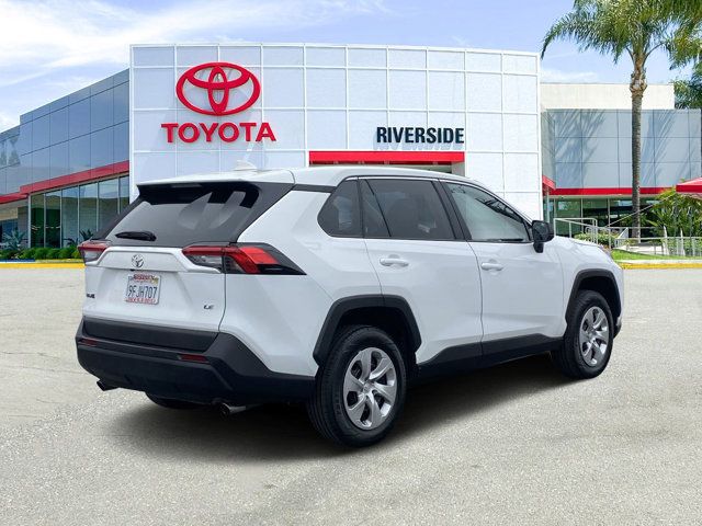 2023 Toyota RAV4 LE