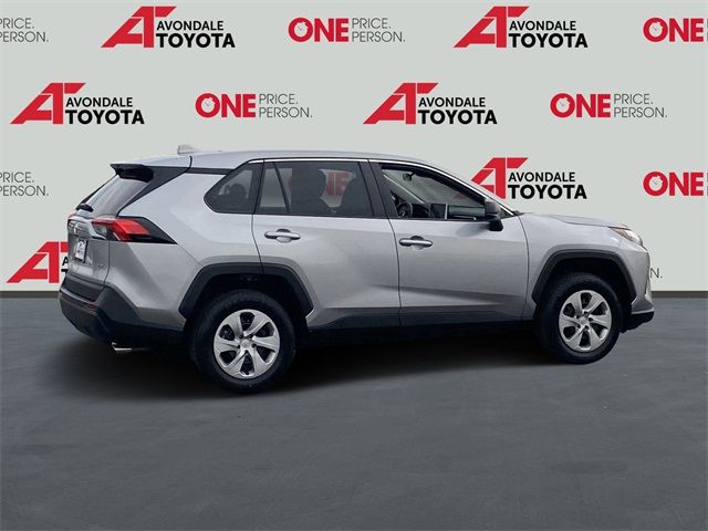 2023 Toyota RAV4 LE