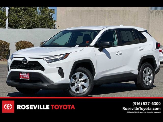 2023 Toyota RAV4 LE