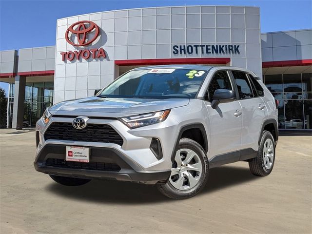 2023 Toyota RAV4 LE