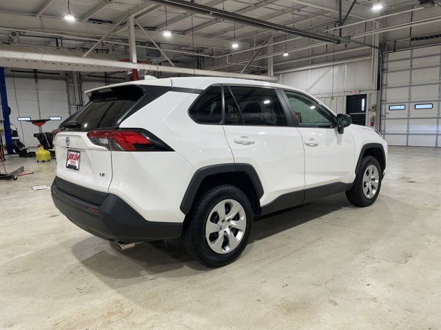 2023 Toyota RAV4 LE