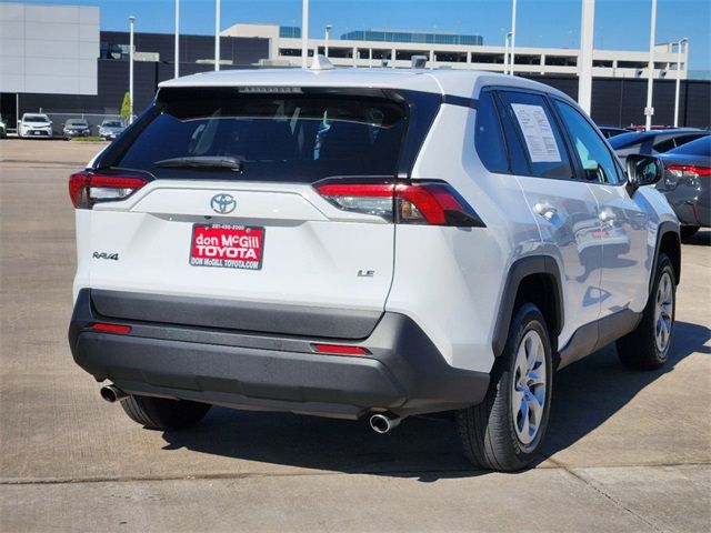 2023 Toyota RAV4 LE