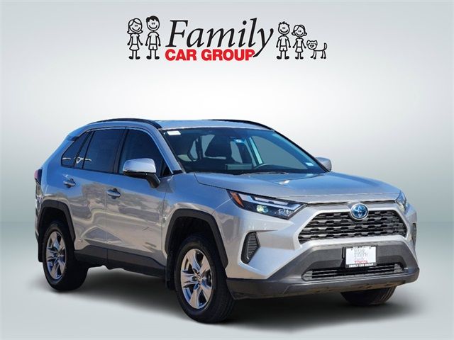 2023 Toyota RAV4 LE