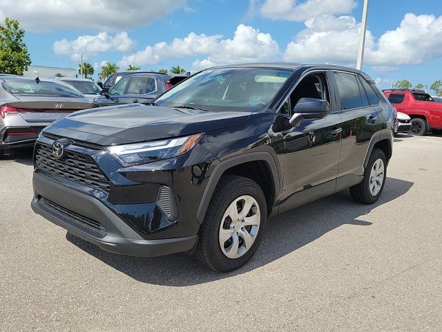 2023 Toyota RAV4 LE