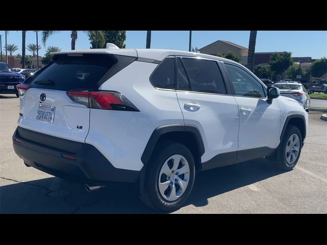 2023 Toyota RAV4 LE