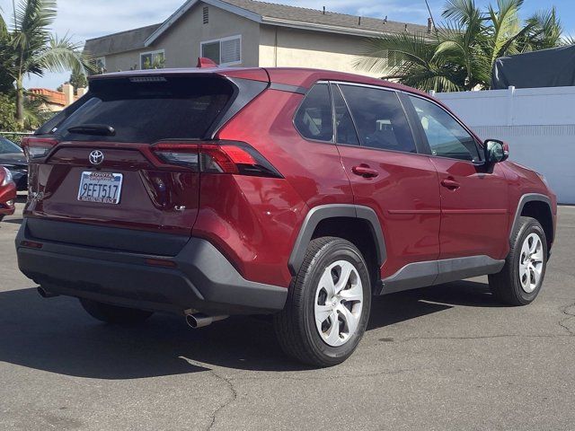 2023 Toyota RAV4 LE