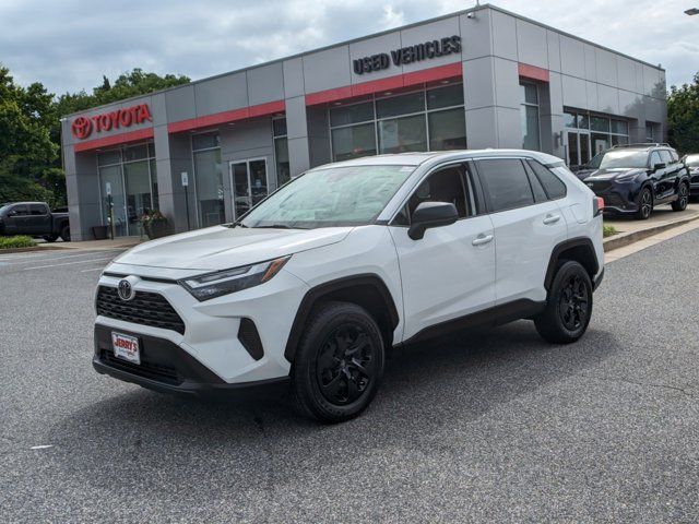 2023 Toyota RAV4 LE