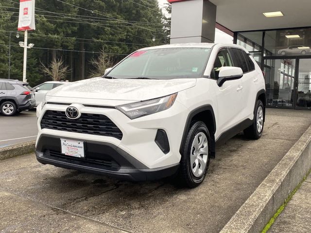 2023 Toyota RAV4 LE