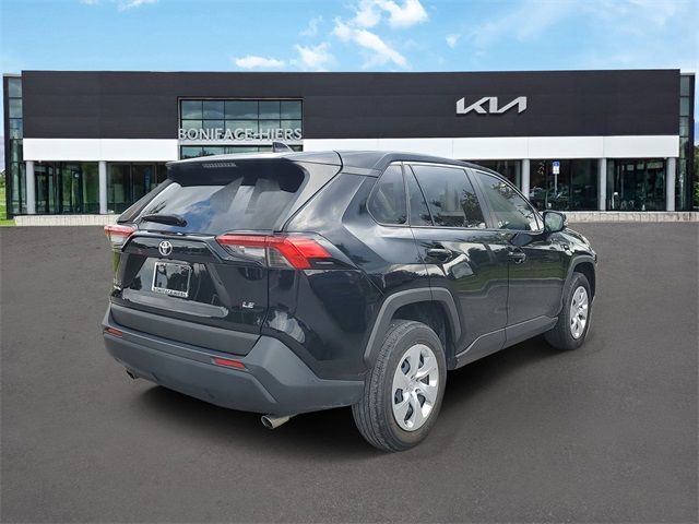 2023 Toyota RAV4 LE