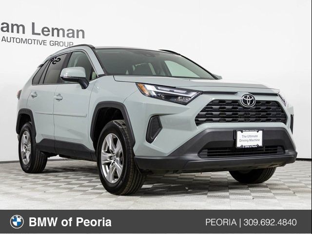 2023 Toyota RAV4 XLE