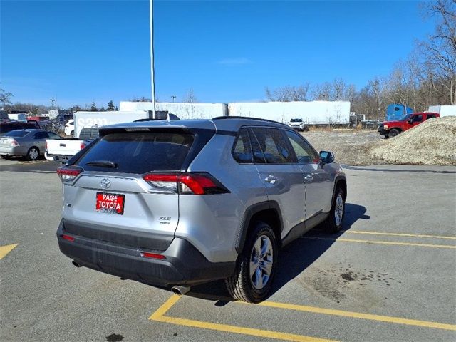 2023 Toyota RAV4 XLE