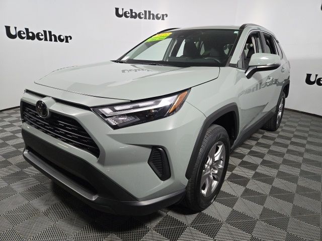 2023 Toyota RAV4 XLE