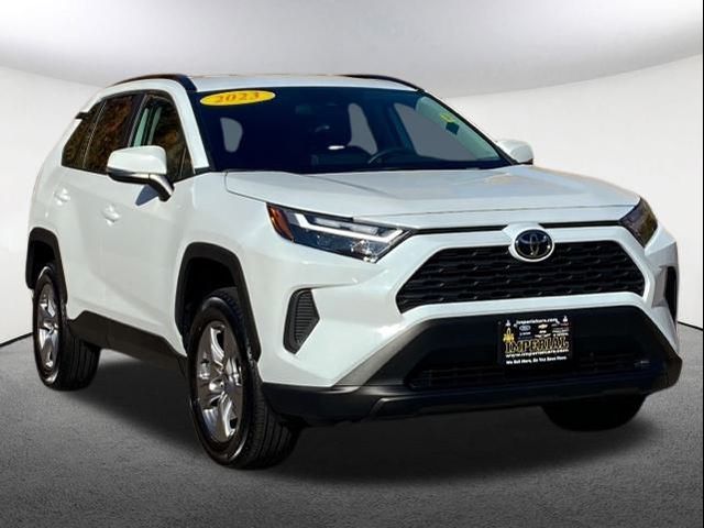 2023 Toyota RAV4 XLE