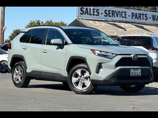 2023 Toyota RAV4 XLE