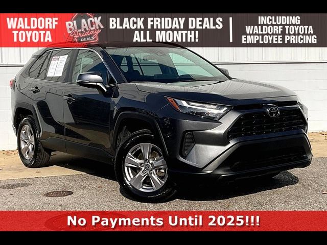 2023 Toyota RAV4 XLE