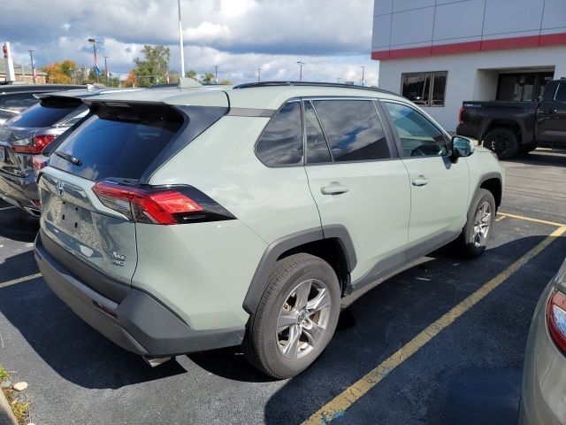 2023 Toyota RAV4 XLE