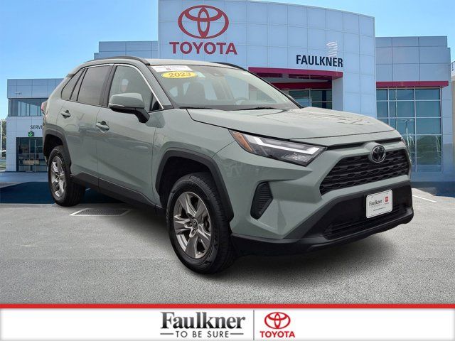 2023 Toyota RAV4 XLE