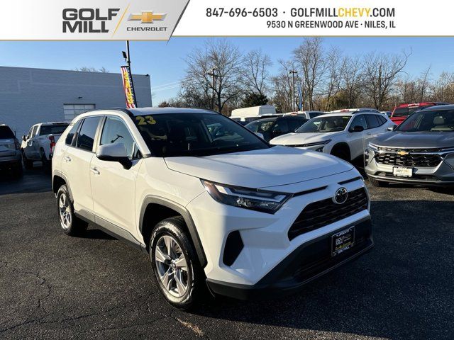 2023 Toyota RAV4 XLE