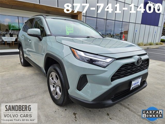 2023 Toyota RAV4 XLE