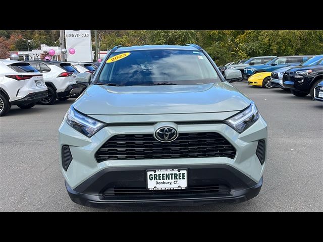 2023 Toyota RAV4 XLE