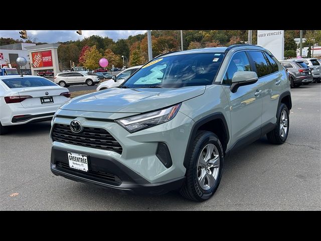 2023 Toyota RAV4 XLE