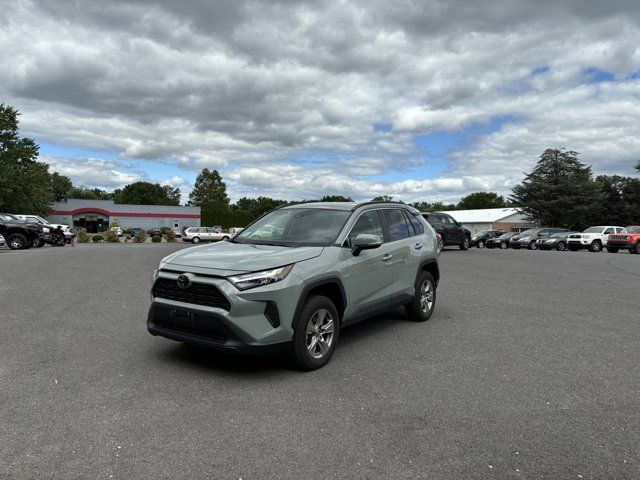 2023 Toyota RAV4 XLE