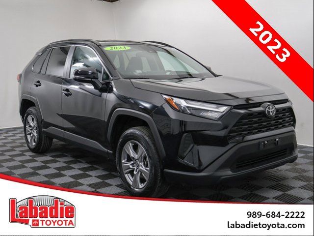 2023 Toyota RAV4 XLE