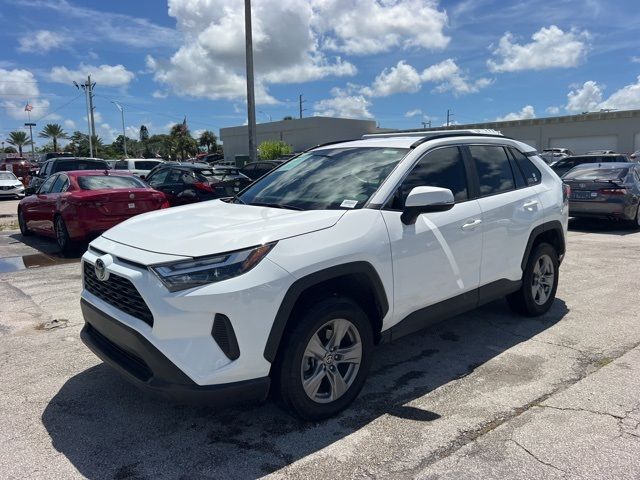 2023 Toyota RAV4 XLE