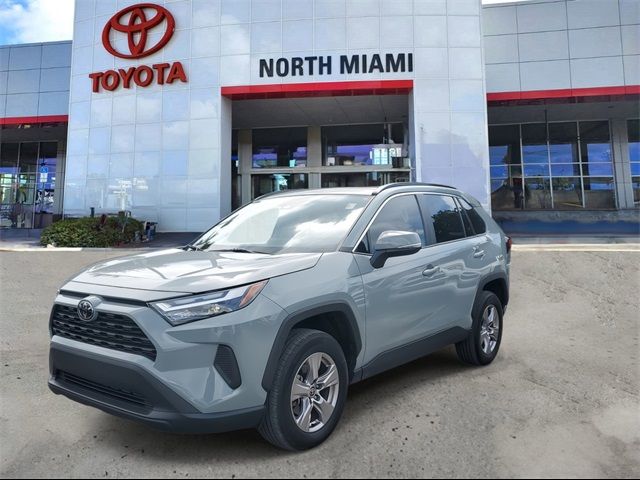 2023 Toyota RAV4 XLE