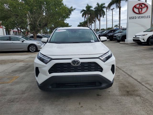 2023 Toyota RAV4 XLE