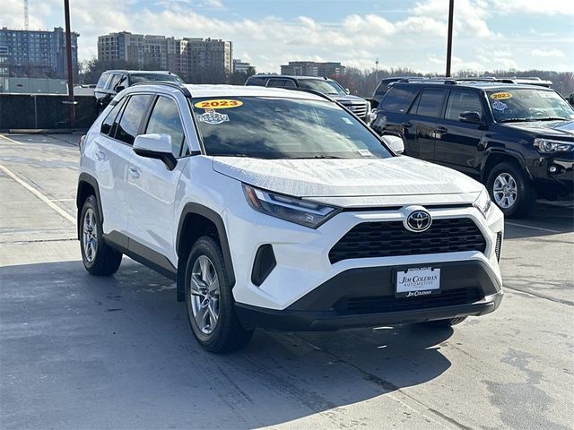 2023 Toyota RAV4 XLE