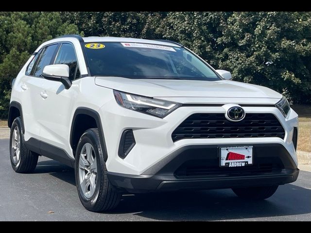 2023 Toyota RAV4 XLE