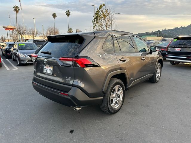 2023 Toyota RAV4 XLE