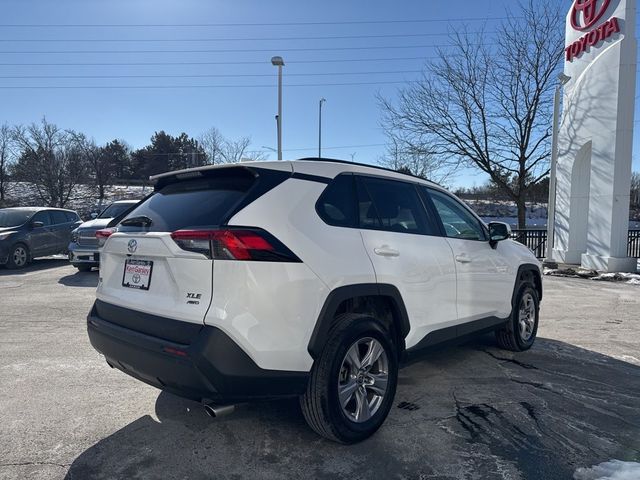 2023 Toyota RAV4 XLE