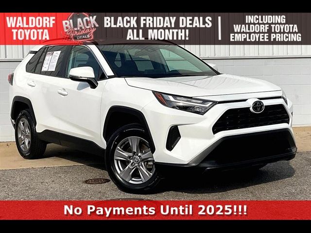 2023 Toyota RAV4 XLE