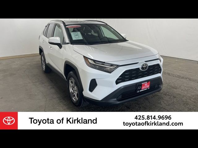 2023 Toyota RAV4 XLE