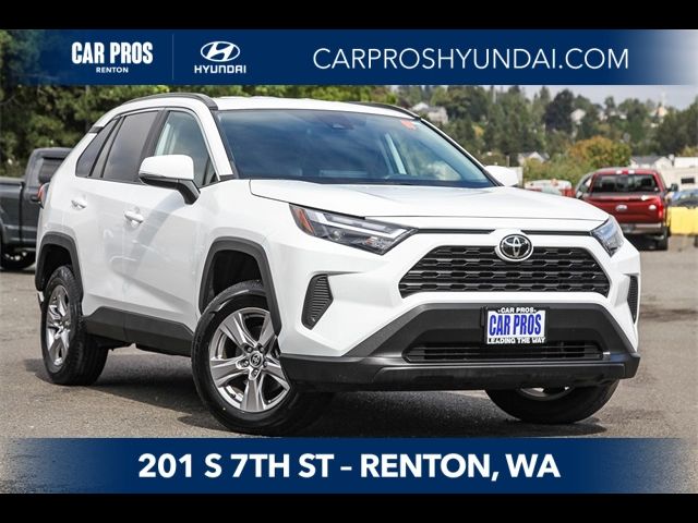 2023 Toyota RAV4 XLE