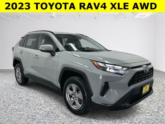 2023 Toyota RAV4 XLE