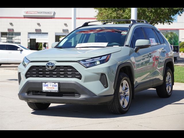 2023 Toyota RAV4 XLE