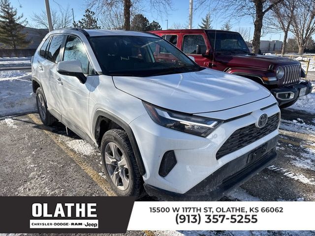 2023 Toyota RAV4 XLE