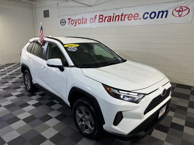 2023 Toyota RAV4 XLE