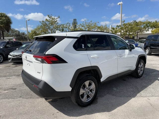 2023 Toyota RAV4 XLE