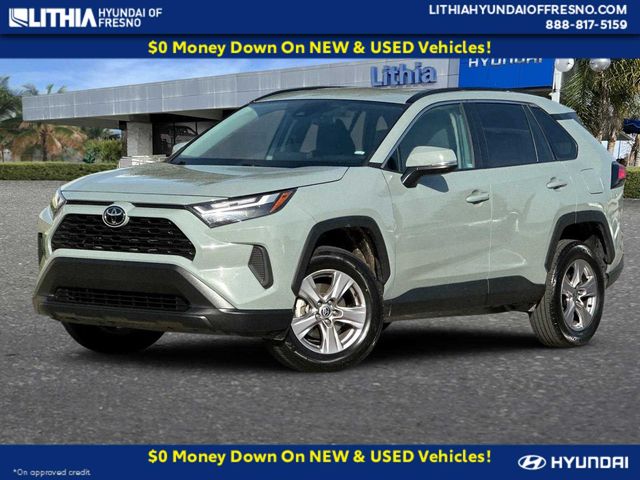 2023 Toyota RAV4 XLE