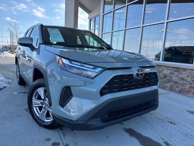 2023 Toyota RAV4 XLE