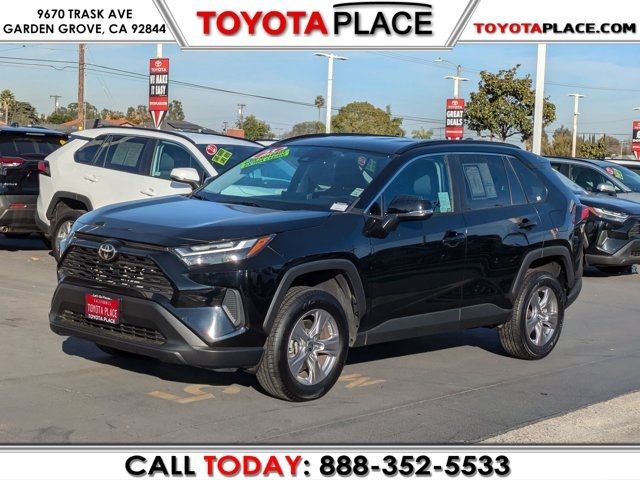 2023 Toyota RAV4 XLE