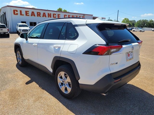 2023 Toyota RAV4 XLE