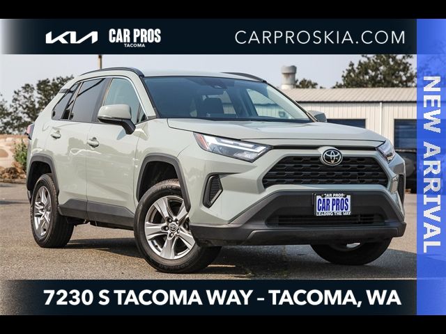 2023 Toyota RAV4 XLE