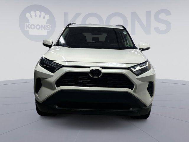2023 Toyota RAV4 XLE