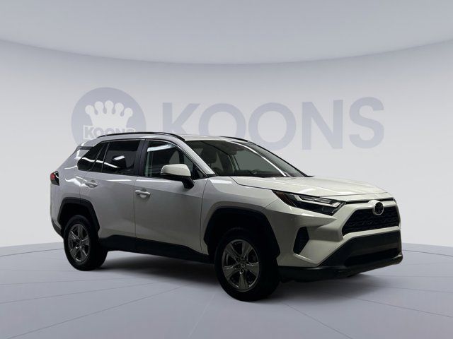 2023 Toyota RAV4 XLE