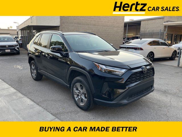 2023 Toyota RAV4 XLE